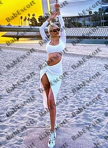 Natalia 26 year old British, Caucasian (white), Busty, Blonde, Long, Breast size C escort in Sharjah thumbnail 4