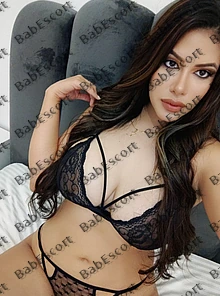 Dayana 22 year old Spanish, Latin, Busty, Brown, Long, Breast size C escort in Sharjah thumbnail 5