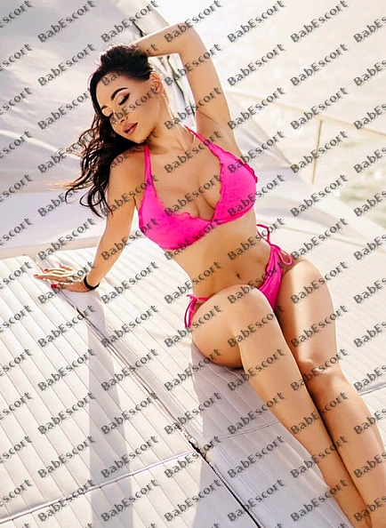 Lara 27 year old Russian, Caucasian (white), Busty, Brown, Long, Breast size C escort in Sharjah photo 1
