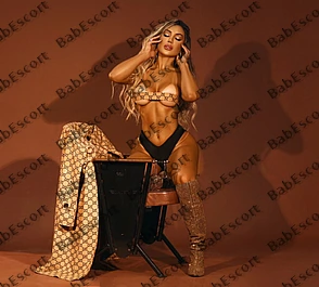 Bella 24 year old Portuguese, Latin, Busty, Blonde, Long, Breast size C escort in Sharjah thumbnail 3