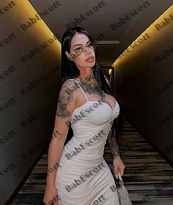 Lim 25 year old Turkish, Mixed, Slim, Black, Long, Breast size C escort in Dubai thumbnail 2