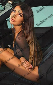 Roxana 27 year old American, Caucasian (white), Busty, Brown, Long, Breast size C escort in Sharjah thumbnail 2