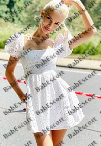 Milena 21 year old Ukrainian, Caucasian (white), Slim, Blonde, Long, Breast size B escort in Sharjah thumbnail 4