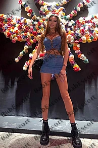 Lola 24 year old Russian, Caucasian (white), Busty, Brown, Long, Breast size C escort in Al Ain thumbnail 5