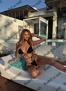 Maria 23 year old Montenegrian, Latin, Busty, Blonde, Long, Breast size C escort in Al Ain thumbnail 2