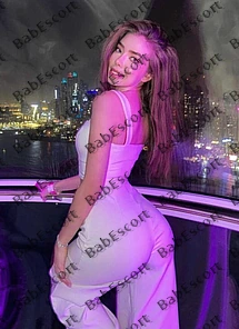 Daria 20 year old Russian, Caucasian (white), Tall, Blonde, Long, Breast size A escort in Al Ain thumbnail 4