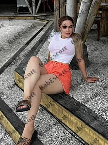 Caroline 24 year old Kazakh, Asian, Busty, Blonde, Long, Breast size C escort in Al Ain thumbnail 6