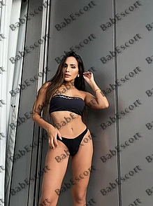 Iza 23 year old Brazilian, Latin, Athletic, Brown, Long, Breast size B escort in Al Ain thumbnail 6
