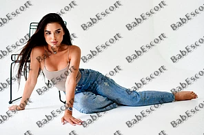Shella 21 year old German, Mixed, Slim, Brown, Medium, Breast size C escort in Dubai thumbnail 6