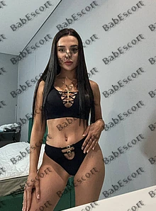 Shella 21 year old German, Mixed, Slim, Brown, Medium, Breast size C escort in Dubai thumbnail 7