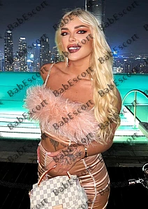 Liza 26 year old Russian, Caucasian (white), Busty, Blonde, Long, Breast size E escort in Al Ain thumbnail 5