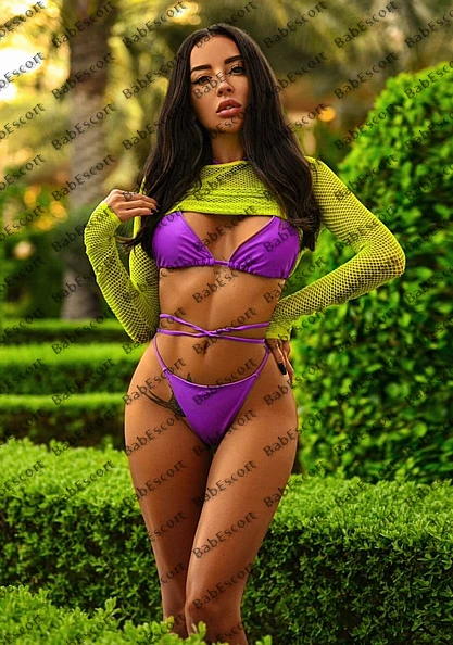 Lolita 24 year old Russian, Caucasian (white), Busty, Brown, Long, Breast size C escort in Al Ain photo 1