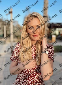Rosi 27 year old American, Mixed, Tiny, Blonde, Medium, Breast size A escort in Dubai thumbnail 4