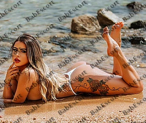 Hadassa 23 year old Spanish, Latin, Busty, Blonde, Long, Breast size C escort in Al Ain thumbnail 5