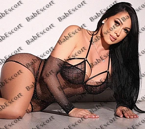 Karol 30 year old Spanish, Latin, Busty, Black, Long, Breast size C escort in Al Ain thumbnail 5