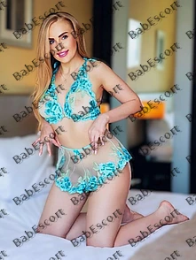 Eva 25 year old Russian, Caucasian (white), Busty, Red, Long, Breast size C escort in Al Ain thumbnail 3