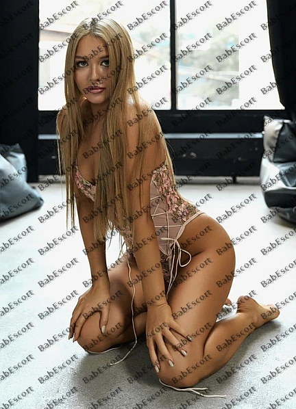 Vilena 23 year old Russian, Caucasian (white), Athletic, Blonde, Long, Breast size B escort in Al Ain photo 1