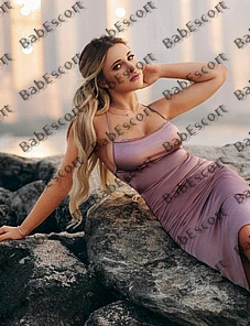 Milana 25 year old Russian, Caucasian (white), Busty, Blonde, Long, Breast size C escort in Al Ain thumbnail 2