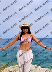 Isis 24 year old German, Mixed, BBW, Black, Medium, Breast size C escort in Dubai thumbnail 4