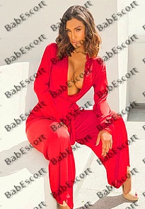 Akira 24 year old Mexican, Latin, Busty, Brown, Long, Breast size D escort in Ajman thumbnail 4