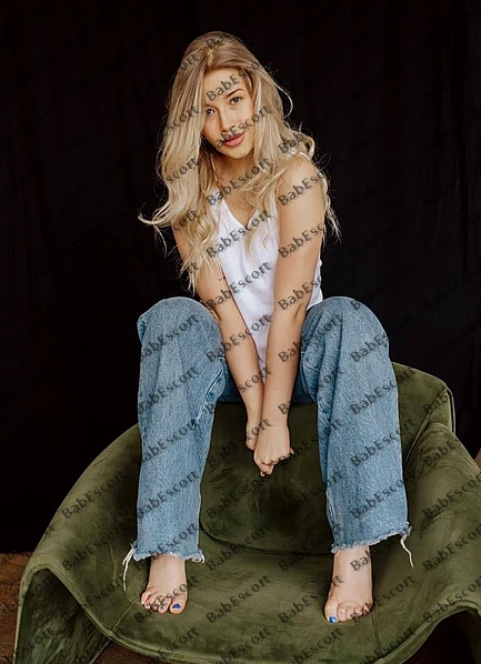 Maria 21 year old Russian, Caucasian (white), Athletic, Blonde, Long, Breast size A escort in Ajman photo 1