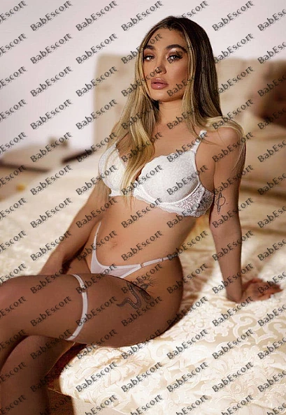 Sandra 23 year old Russian, Caucasian (white), Busty, Blonde, Long, Breast size C escort in Ajman photo 1