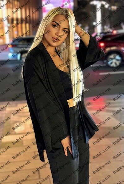 Amanda 23 year old Russian, Caucasian (white), Athletic, Blonde, Long, Breast size B escort in Ajman photo 1