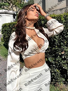 Noha 31 year old Venezuelan, Latin, Busty, Brown, Long, Breast size C escort in Ajman thumbnail 5