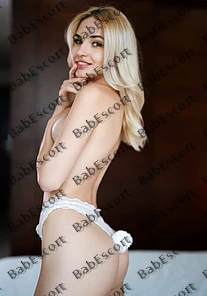 Kira 26 year old Russian, Caucasian (white), Athletic, Blonde, Long, Breast size A escort in Ajman thumbnail 4