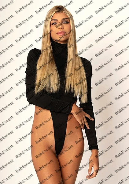 Milenna 23 year old Brazilian, Caucasian (white), Tall, Blonde, Long, Breast size B escort in Ajman photo 1