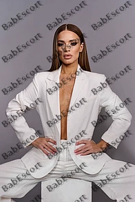 Melania 21 year old Argentinian, Latin, Tall, Brown, Long, Breast size B escort in Ajman thumbnail 8
