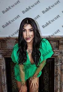 Mel 23 year old Brazilian, Latin, Busty, Brown, Long, Breast size C escort in Ajman thumbnail 5