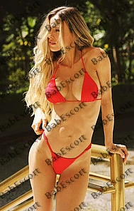 Patrícia 26 year old Brazilian, Latin, Busty, Blonde, Long, Breast size C escort in Ajman thumbnail 2