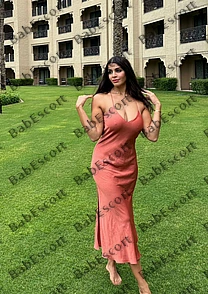 Nayla 25 year old Spanish, Hispanic, Curvy, Black, Long, Breast size C escort in Dubai