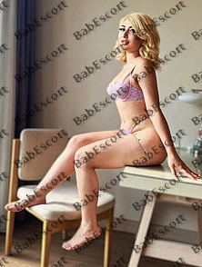 Diana 23 year old Kazakh, Asian, Athletic, Blonde, Long, Breast size B escort in Ajman thumbnail 8
