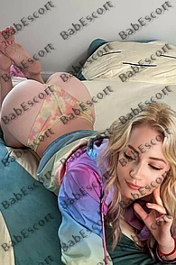 Alice 27 year old German, Caucasian (white), Busty, Blonde, Long, Breast size C escort in Ajman thumbnail 8