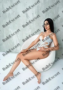 Zuleyha 25 year old Turkish, Arabian, Busty, Black, Long, Breast size C escort in Ajman thumbnail 3