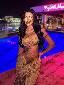 Teresa 20 year old Spanish, Latin, Tall, Brown, Long, Breast size B escort in Ras Al Khaimah