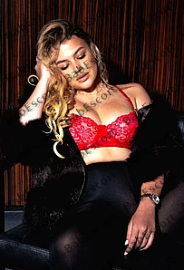 Alice 23 year old Ukrainian, Caucasian (white), Busty, Blonde, Long, Breast size C escort in Ras Al Khaimah thumbnail 2