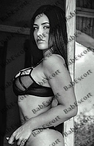 Andrea 25 year old Spanish, Latin, Tall, Black, Long, Breast size B escort in Ras Al Khaimah thumbnail 9
