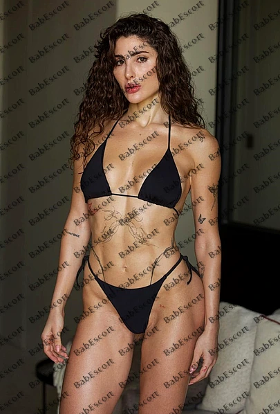 Isabella 24 year old Spanish, Latin, Tall, Brown, Long, Breast size B escort in Ras Al Khaimah photo 1