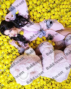 Kassandra 26 year old Russian, Caucasian (white), Slim, Black, Medium, Breast size C escort in Ras Al Khaimah thumbnail 5