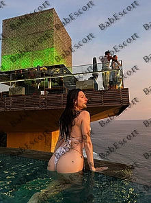 Kari 24 year old Ukrainian, Mixed, Slim, Brown, Long, Breast size C escort in Ras Al Khaimah thumbnail 2