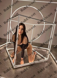 Kari 24 year old Ukrainian, Mixed, Slim, Brown, Long, Breast size C escort in Ras Al Khaimah thumbnail 3