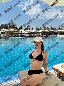 ELya 18 year old German, Mixed, Tiny, Brown, Medium, Breast size B escort in Dubai thumbnail 3