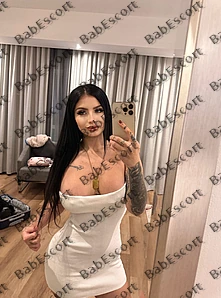 Karolina 21 year old Russian, Caucasian (white), Curvy, Black, Medium, Breast size B escort in Ras Al Khaimah thumbnail 4