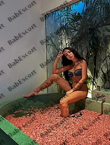 Lolita 23 year old Russian, Mixed, Slim, Brown, Medium, Breast size B escort in Ras Al Khaimah thumbnail 3
