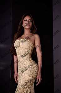 Nora 34 year old Russian, Mixed, Curvy, Brown, Medium, Breast size C escort in Ras Al Khaimah thumbnail 2