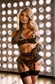 Liana 21 year old Belarussian, Mixed, Tall, Blonde, Medium, Breast size C escort in Ras Al Khaimah thumbnail 9
