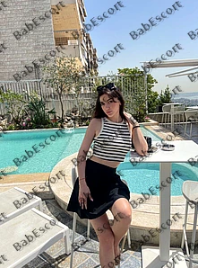 Milaniya 23 year old Russian, Mixed, Slim, Brown, Medium, Breast size B escort in Ras Al Khaimah thumbnail 4